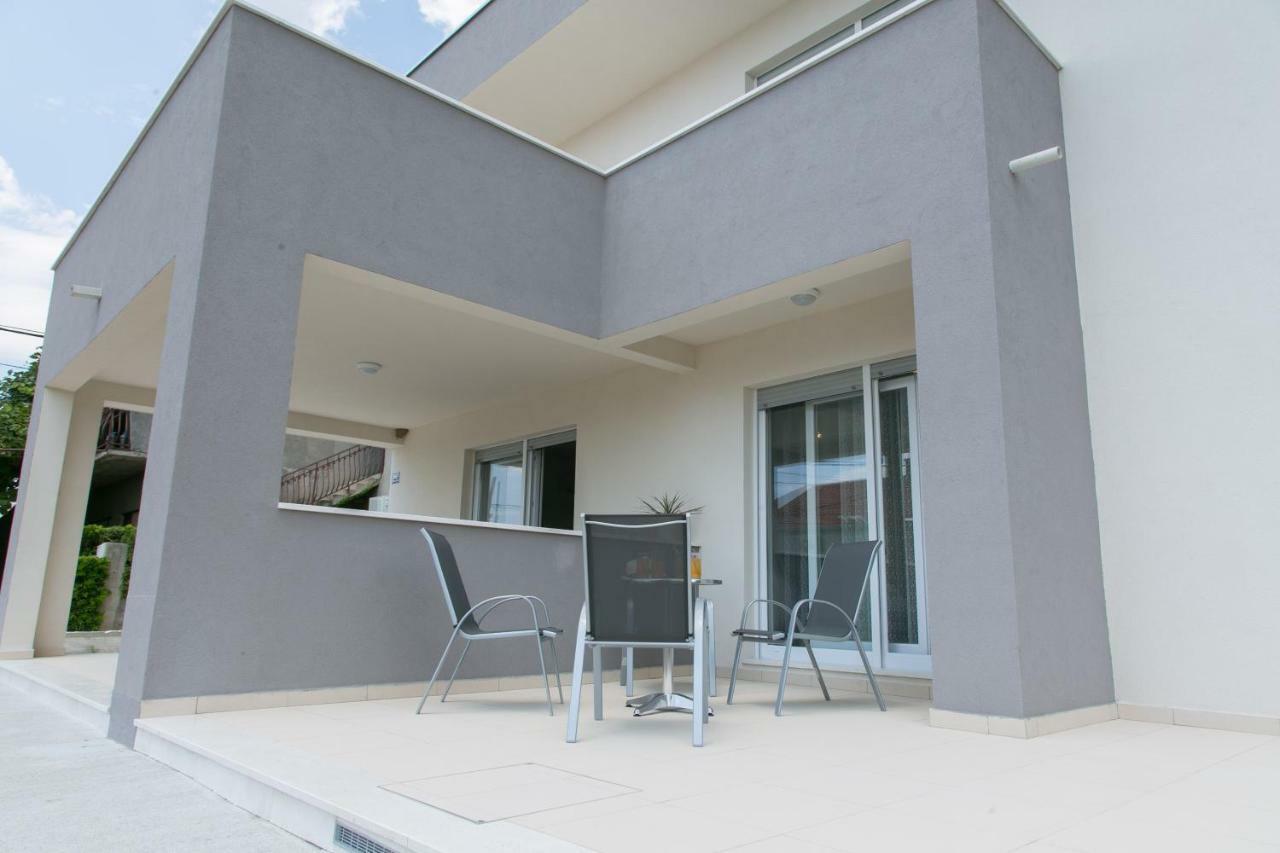Navi Apartment Kastela Luaran gambar