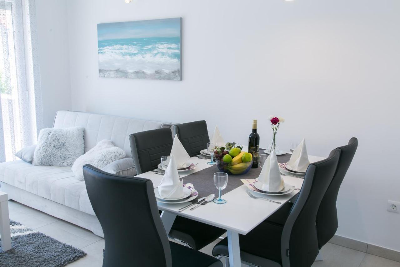 Navi Apartment Kastela Luaran gambar