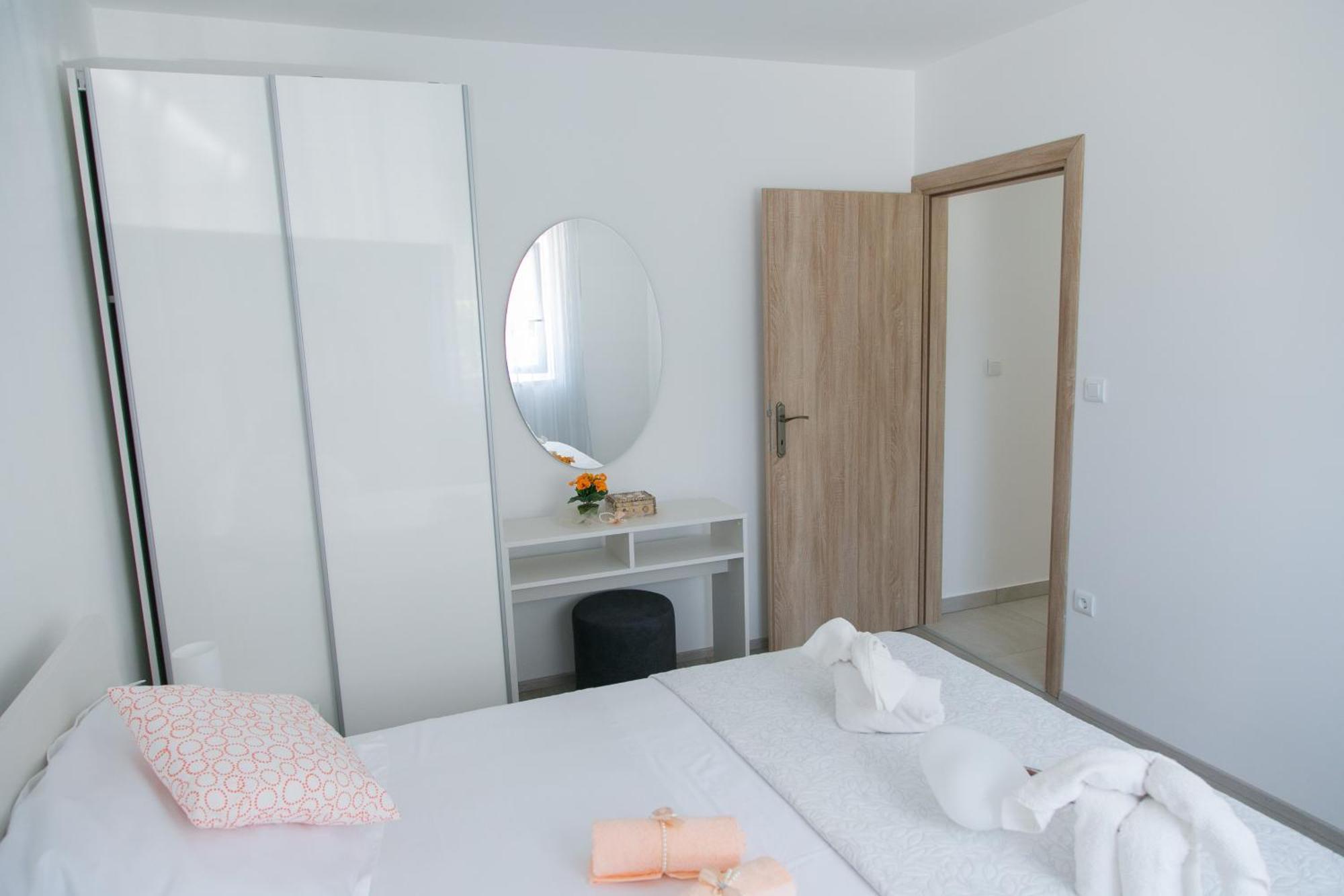 Navi Apartment Kastela Luaran gambar