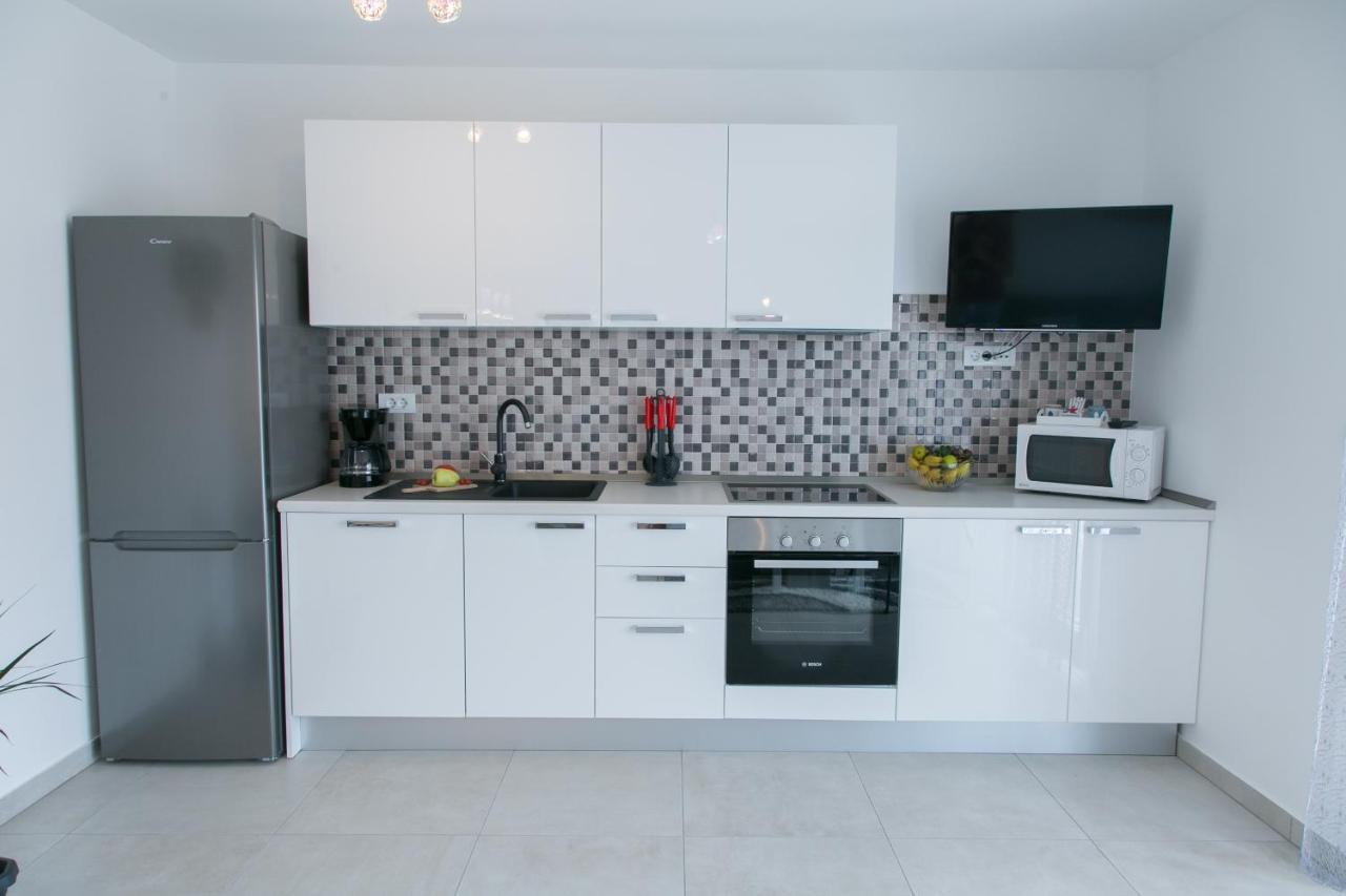 Navi Apartment Kastela Luaran gambar